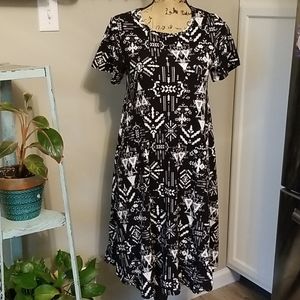 Legging material LuLaRoe Carly (Carly dresses 2 for $25 or 3 for $30)